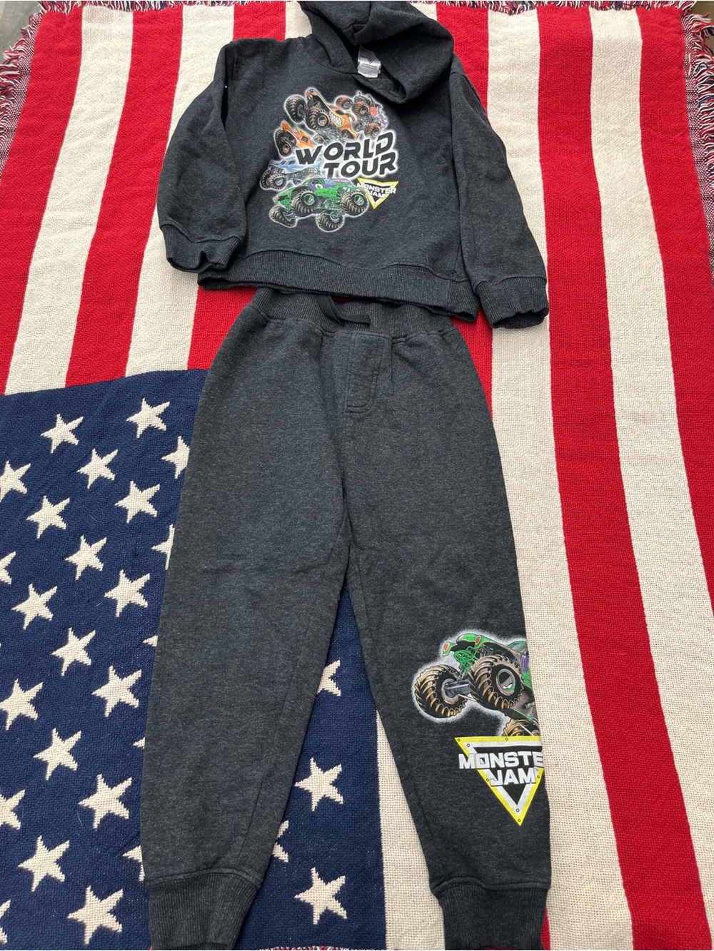 Monster Jam Kids Charcoal Gray Joggers and Hoodie Set World Tour Size 4T